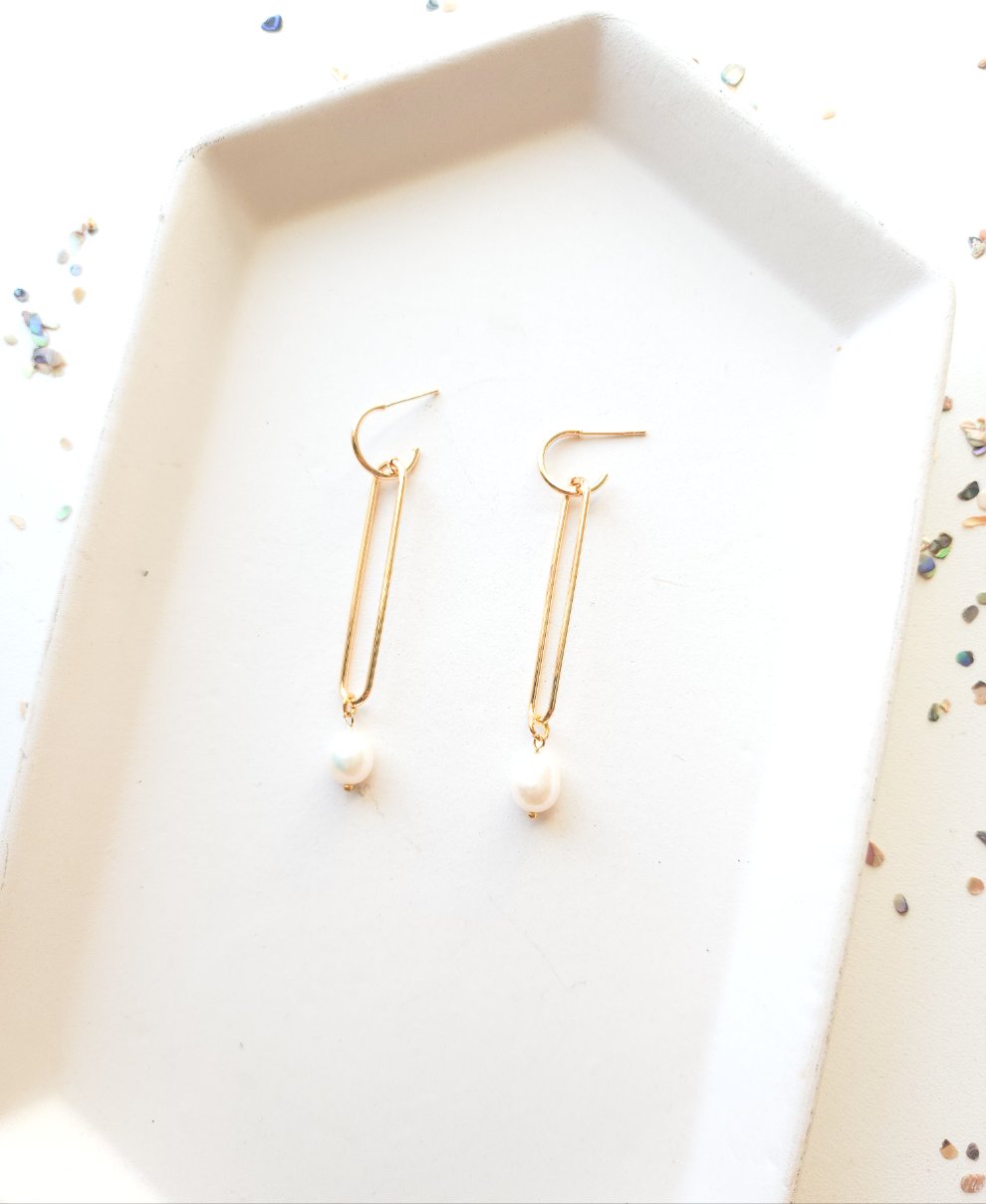 Elegant Statement Freshwater Pearl Dangles
