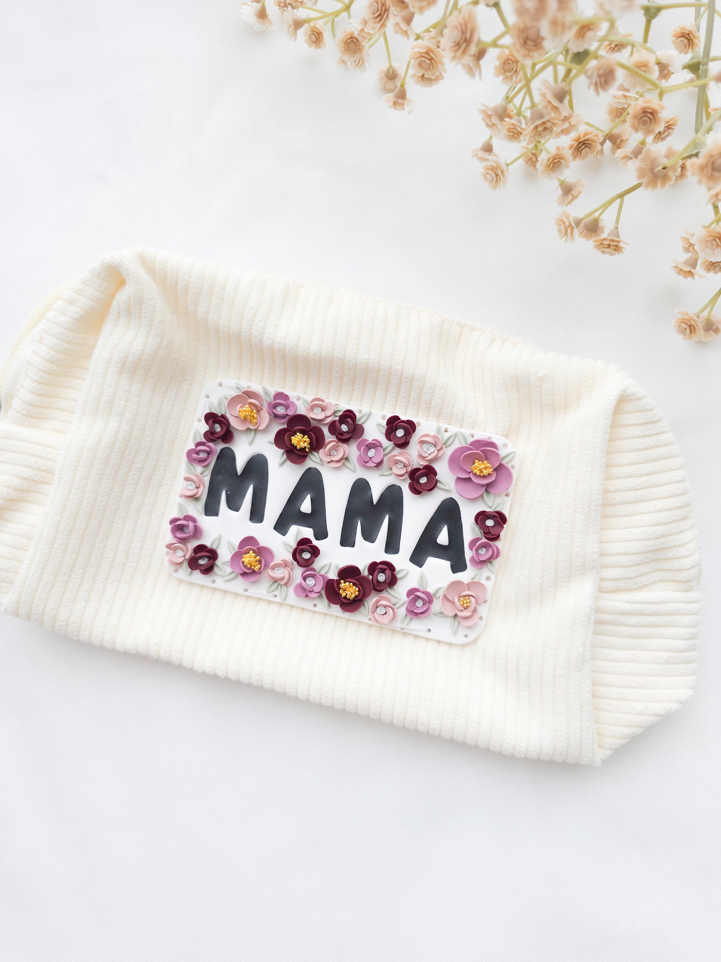 The Mama Pouch