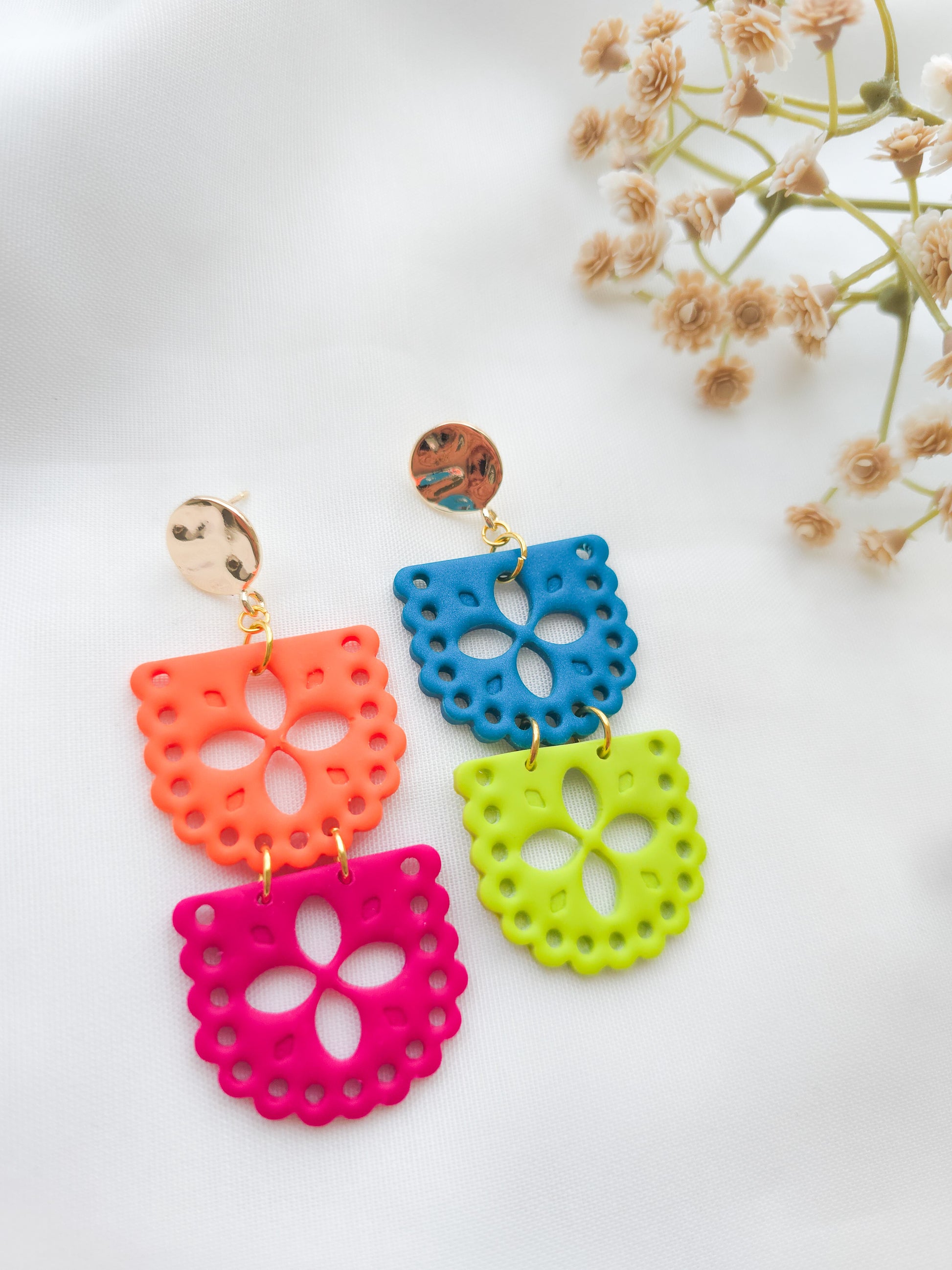 Grand papel picado
