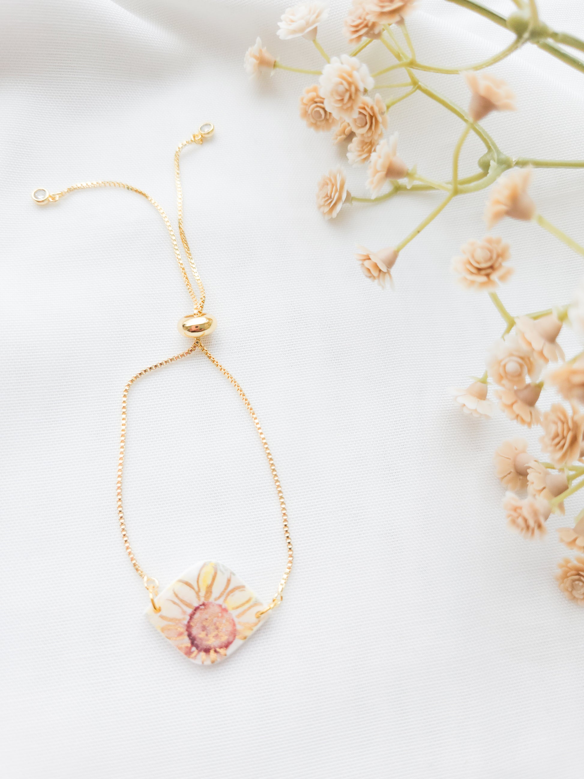 Dainty Sunflower bracelet 🌻