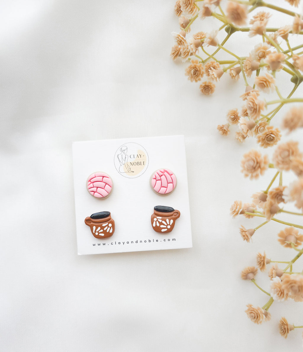 Conchitas y Cafécito stud set