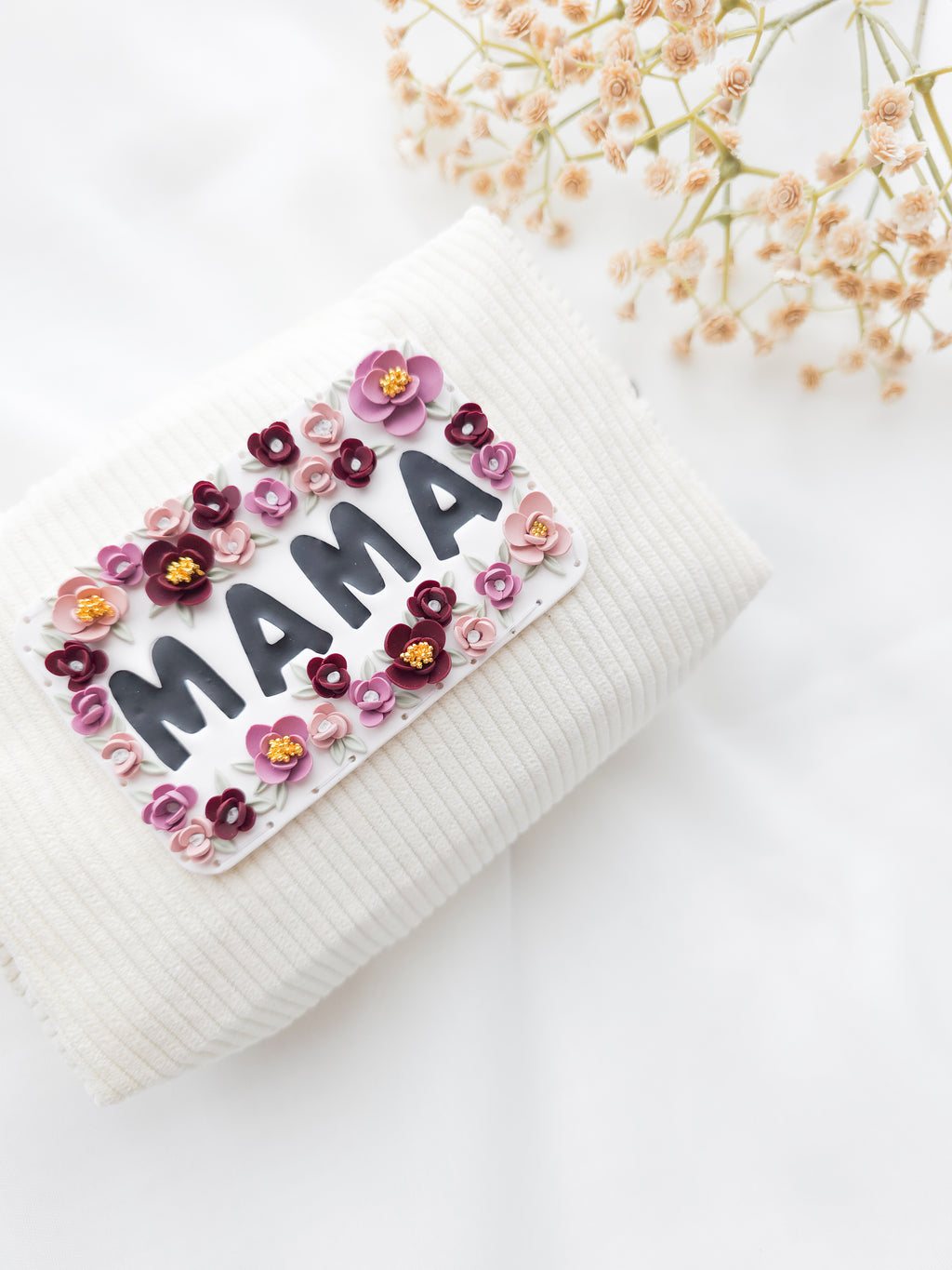 The Mama Pouch
