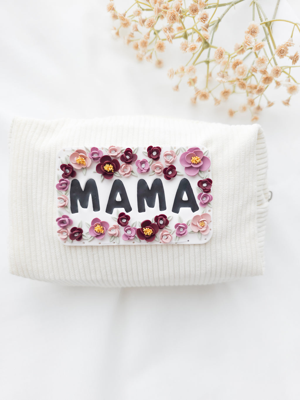 The Mama Pouch