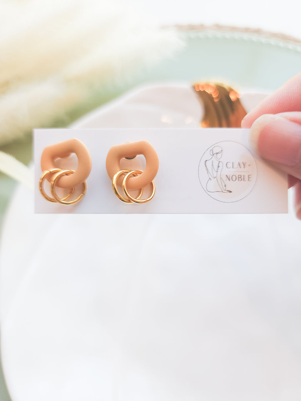 Elegant autumn studs