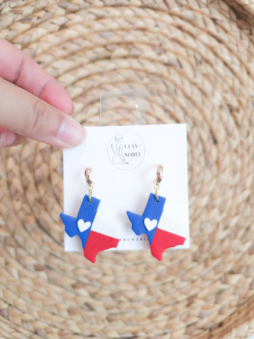 Texas love dangle 🤍