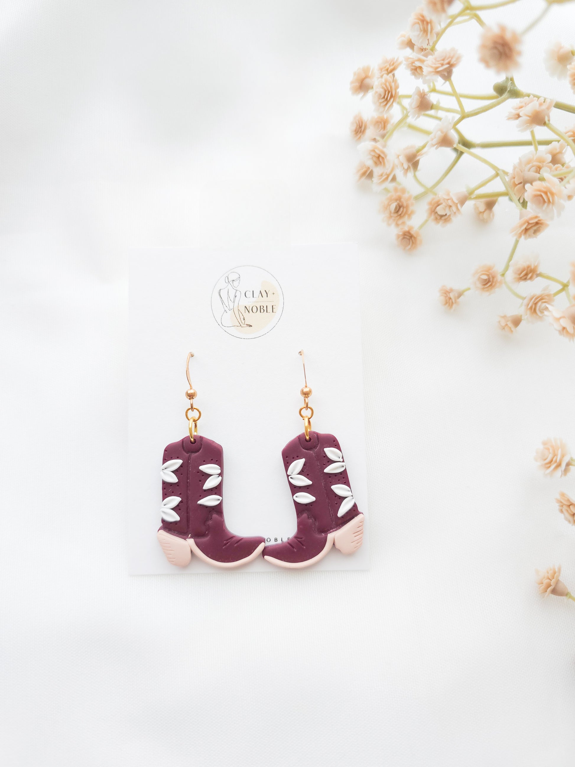 Cowgirl Boots in Maroon